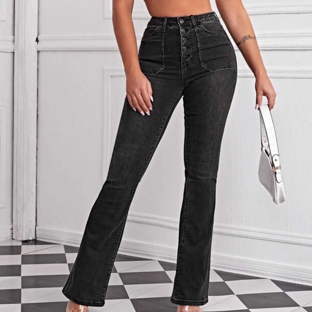 High Waisted Flair Leg Jeans-never worn!
